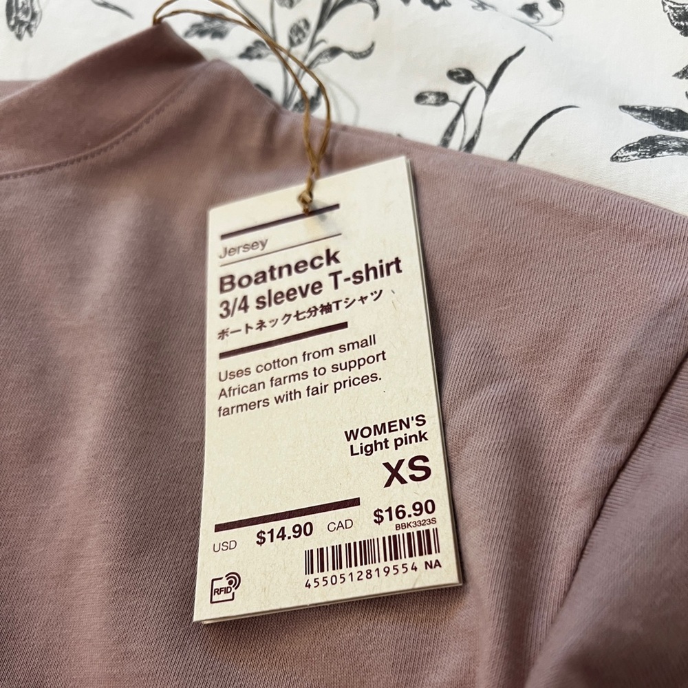 2 shirt bundle! Uniqlo and MUJI - Picture 6 of 8